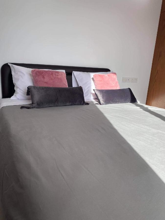 Beachside Apartment In Kato Paphos Lighthouse 81 Bagian luar foto