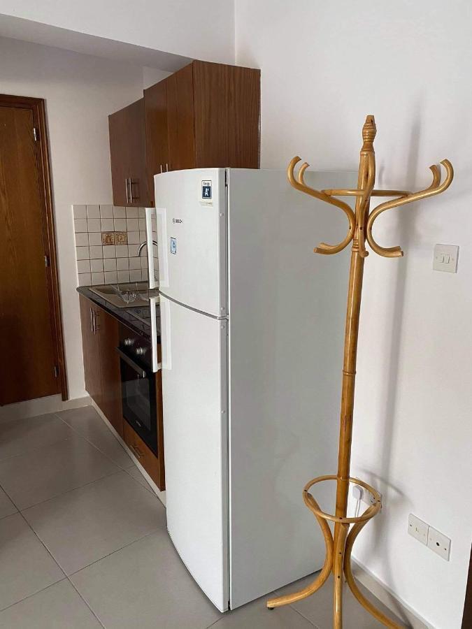Beachside Apartment In Kato Paphos Lighthouse 81 Bagian luar foto